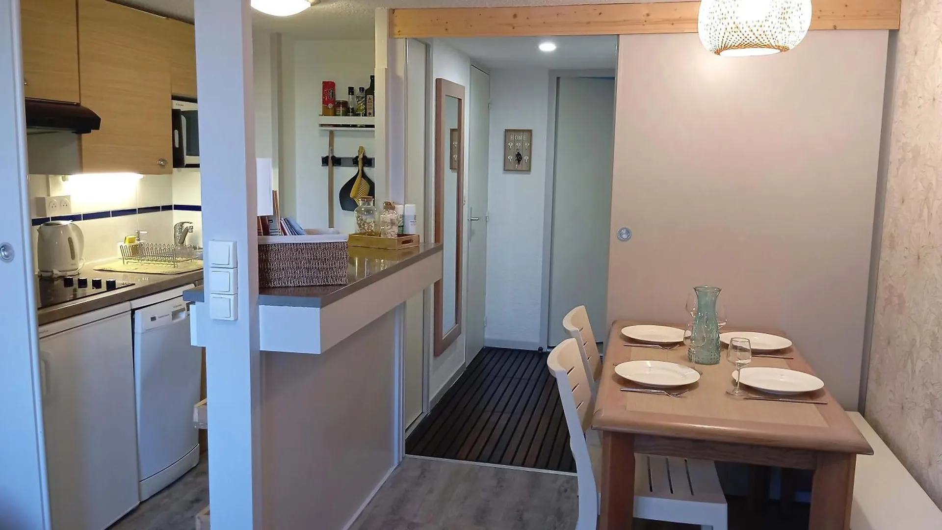 Appartement L'Aigue-Marine emplacement parfait, parking privé Arzon France
